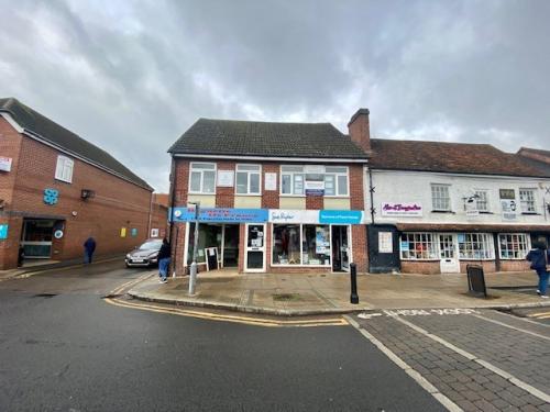 Sue Ryder, 20 The Broadway, Thatcham, RG19