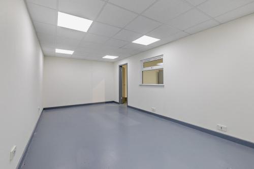 Unit 16, Croft Business Park, Carrock Road, Bromborough, CH62