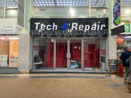 Church Arcade, 12, Bedford, MK40