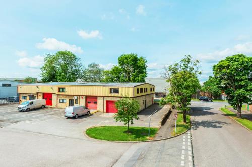 Unit 17, Bowerhill Industrial Estate, Indus Acre, Melksham, SN12