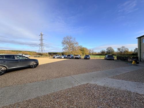 Unit 2, Elm Park Garden Centre, Aldermaston Road, Pamber End, Tadley, RG26