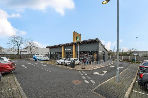 378-392 Brentwood Road, Romford, RM2