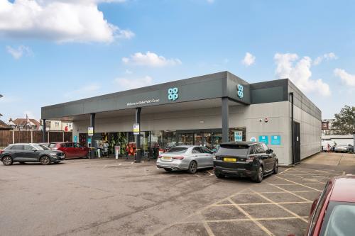378-392 Brentwood Road, Romford, RM2