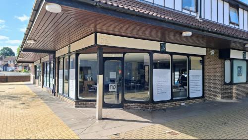 6, 6 The Pantiles, Billericay, CM12