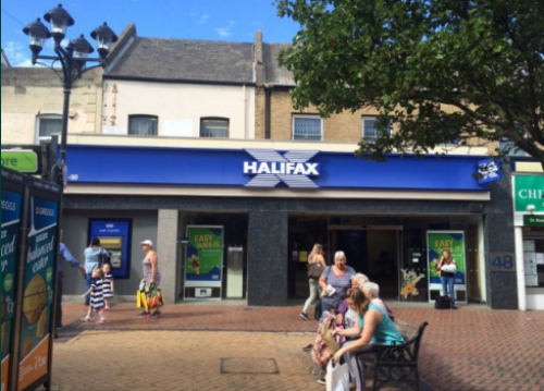 48 High Street, Grays, RM17