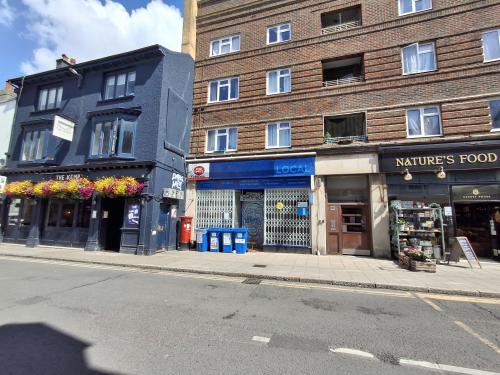 1 Garnet House, St. Georges Road, Brighton, BN2