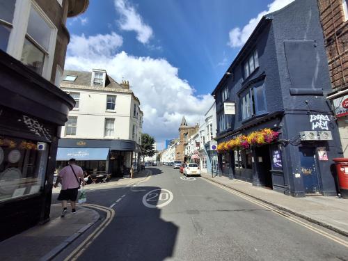 1 Garnet House, St. Georges Road, Brighton, BN2