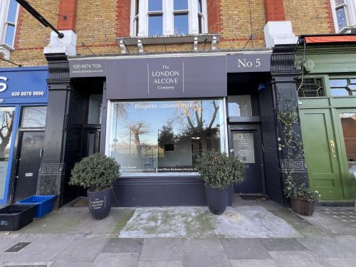 5 Rocks Lane, Barnes, London, SW13