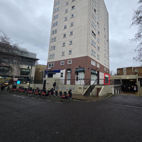 4 Walham Green Court, Fulham Sands End, London, SW6