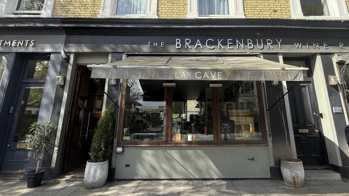 111 Hammersmith Grove, Hammersmith, London, W6