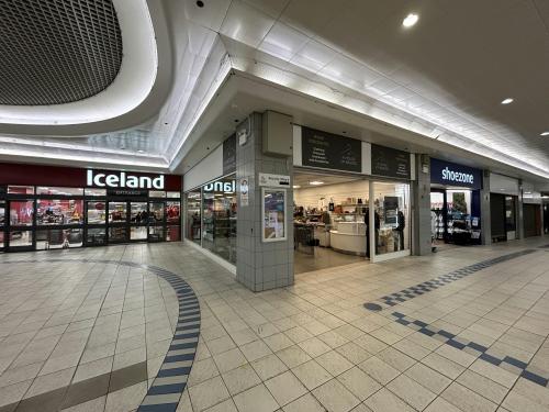 11 The Mall, Heathway, Dagenham, RM10
