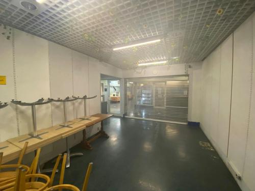 Unit 10, Market Village, 70-73 The Mall, Stratford City, London, E15