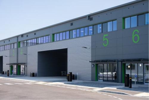 Unit 5, Dagenham Logistics Hub, Rainham Road South, Dagenham, RM10