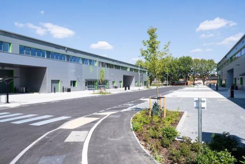 Unit 3, Dagenham Logistics Hub, Rainham Road South, Dagenham, RM10