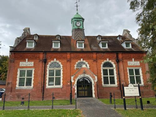 Hutton Poplars Hall, Poplar Drive, Hutton, Brentwood, CM13