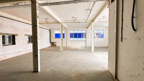9, Fisher Industrial Estate, 9 Wiggenhall Road, Watford, WD18
