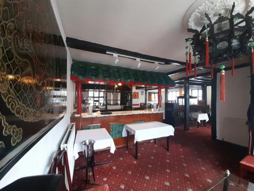 Former Kings Restaurant, 65 High Street, Odiham, Hook, RG29
