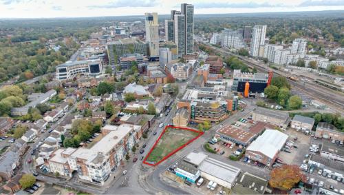 Goldsworth Arms Site, Woking, GU21