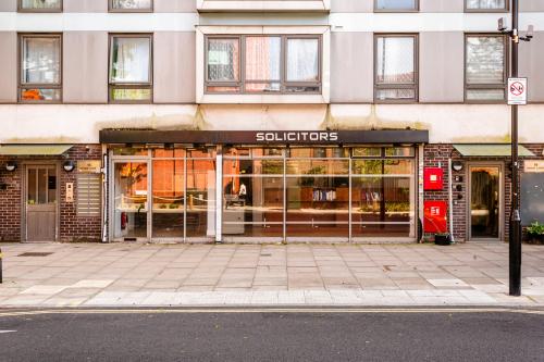 Unit B, 17 Downham Road, Haggerston, London, N1
