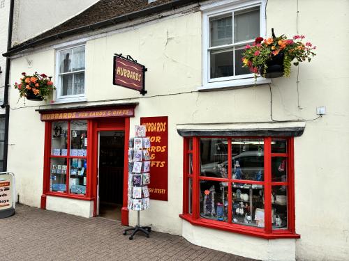 39, High Street, Stony Stratford, Milton Keynes, MK11