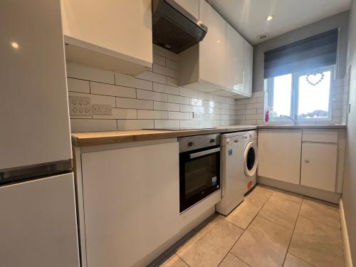 2 The Parade, Brighton Road, Burgh Heath, Tadworth, KT20