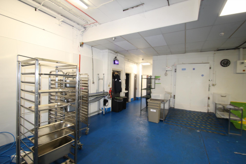 Units B & C, 17 Queensway, Enfield, EN3