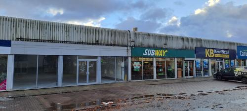 Units 20-23, Stacey Bushes Trading Centre, Erica Road, Stacey Bushes, Milton Keynes, MK12