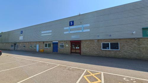 5 Deans Road, Old Wolverton, Milton Keynes, MK12