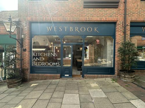 10 Westbrook Walk, Alton, GU34