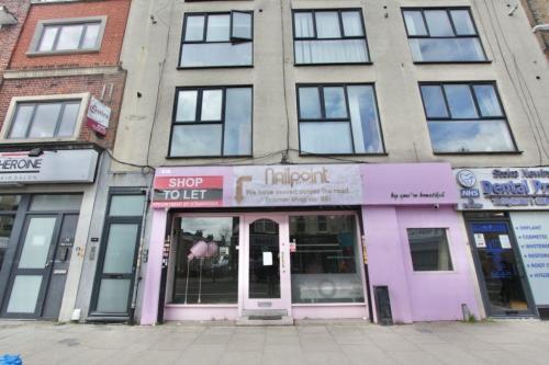 81B Stoke Newington High Street, Stoke Newington, London, N16