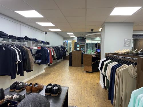 8-9 Market Hall, The Arcade, Bedford, MK40