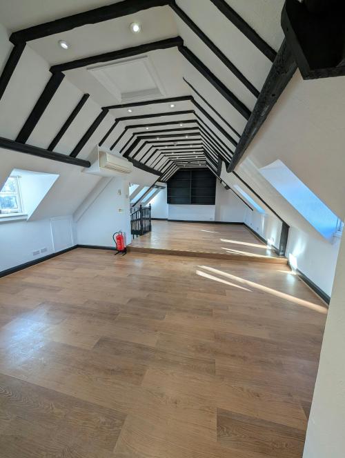 101B High Street, Esher, KT10