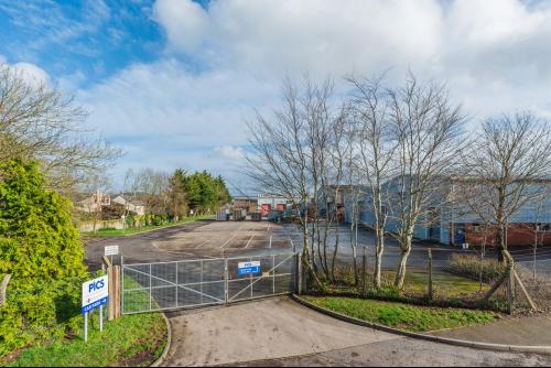 units A&B, Westend Trading Estate, Blackfriars Road, Nailsea, BS48