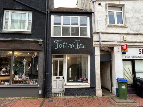 6 High Street, Seaford, BN25