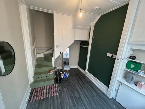 6 High Street, Seaford, BN25