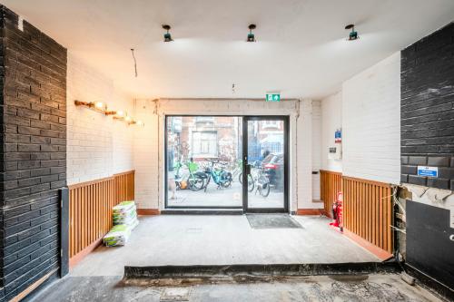 66 Brick Lane, Spitalfields, London, E1