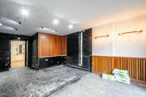 66 Brick Lane, Spitalfields, London, E1