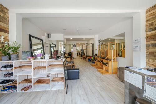 9 Church Lane, East Finchley, London, N2