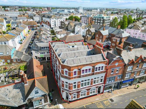 43 South Street, Eastbourne, BN21