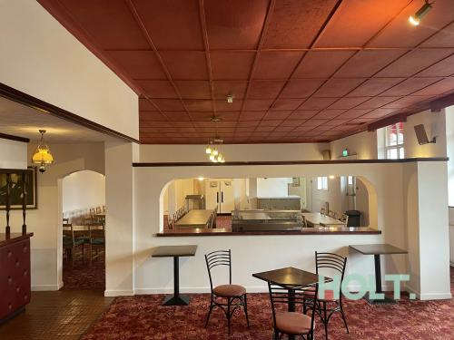 The Churchill Hotel, Walsgrave Road, Coventry, CV2