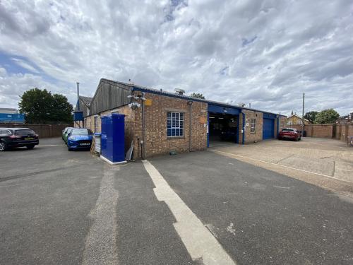 48a, London Road, Brentford, London, TW8