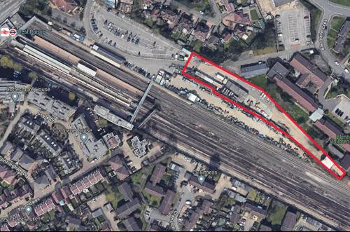Ickenham Road, Station Yard, West Ruislip, HA4