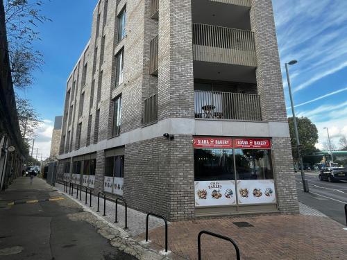 643-649 High Road, Leyton, London, E10