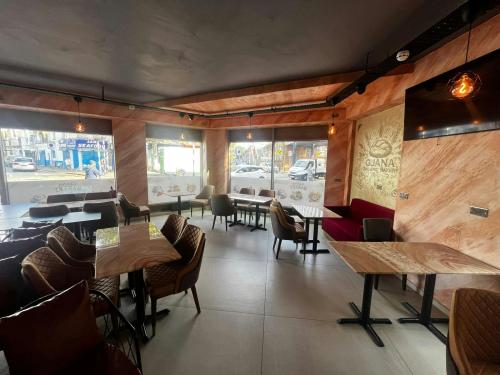 643-649 High Road, Leyton, London, E10