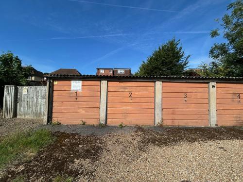 Garages 1-7 Pentreath Court, Pentreath Avenue, Guildford, GU2