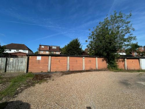 Garages 1-7 Pentreath Court, Pentreath Avenue, Guildford, GU2