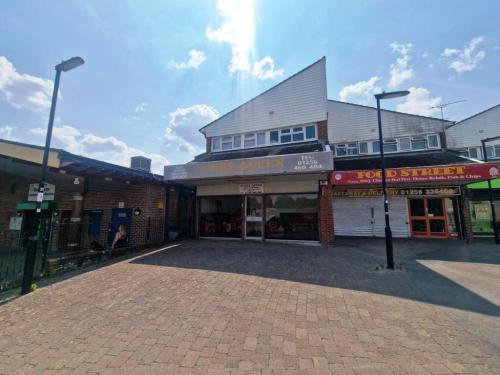 Unit 3 Buckskin Close, Buckskin Lane, Basingstoke, RG22