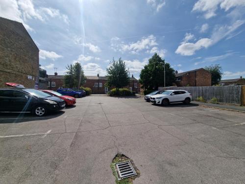 Unit 5 Burnaby Close, South Ham, Basingstoke, RG22