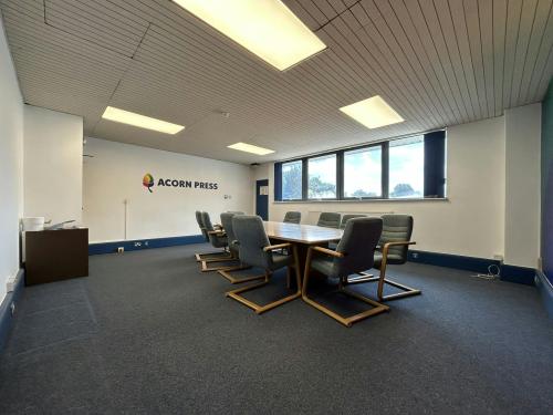 Unit R, Westmead Industrial Estate, Westmead Drive, Westlea, Swindon, SN5