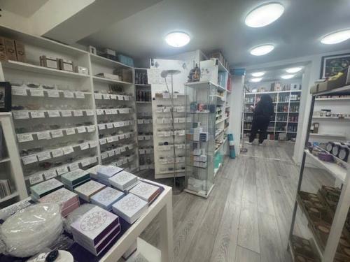 224 Holloway Road, Holloway, London, N7